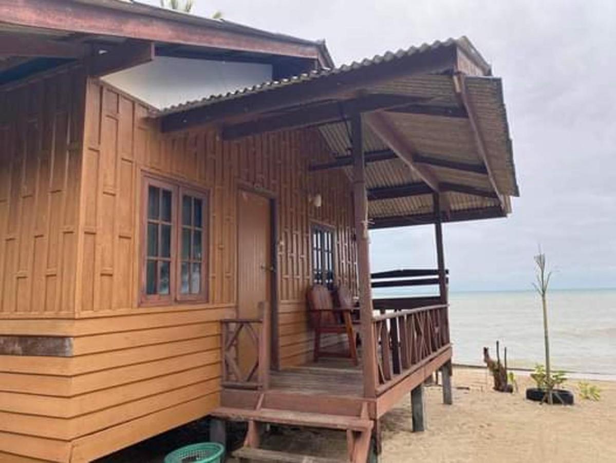 Pinks Bungalow Ban Tai Exterior photo