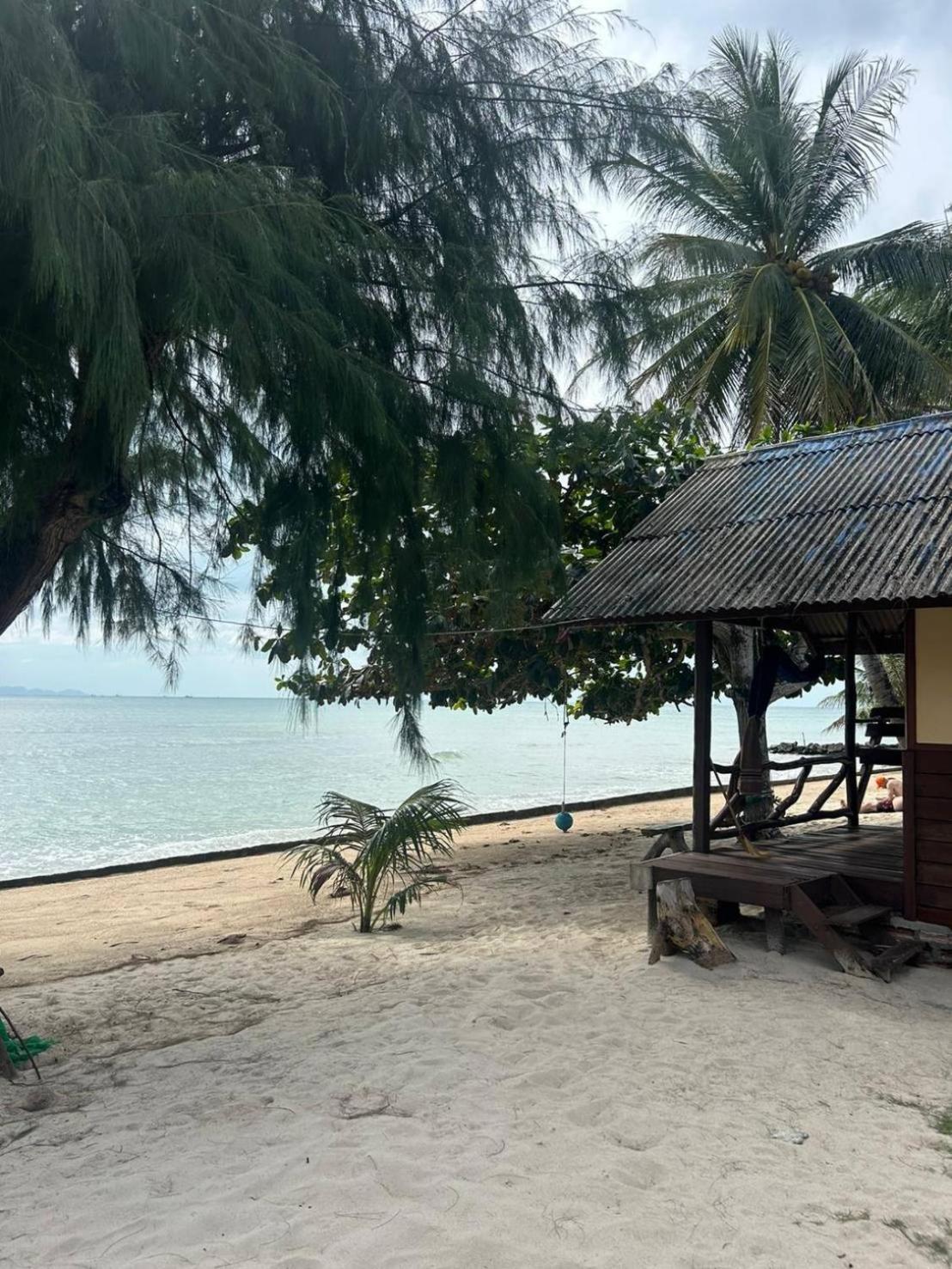Pinks Bungalow Ban Tai Exterior photo
