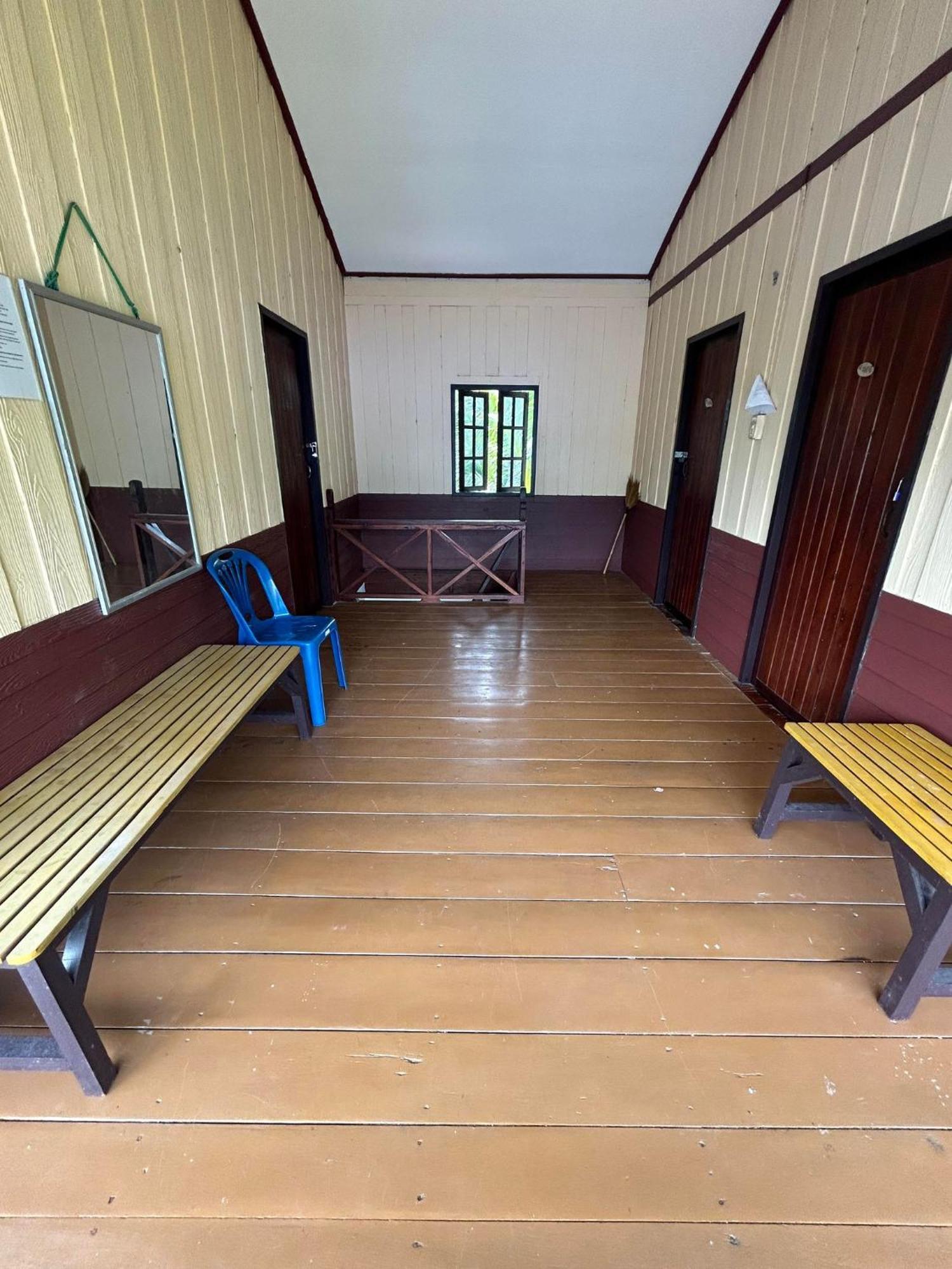 Pinks Bungalow Ban Tai Exterior photo