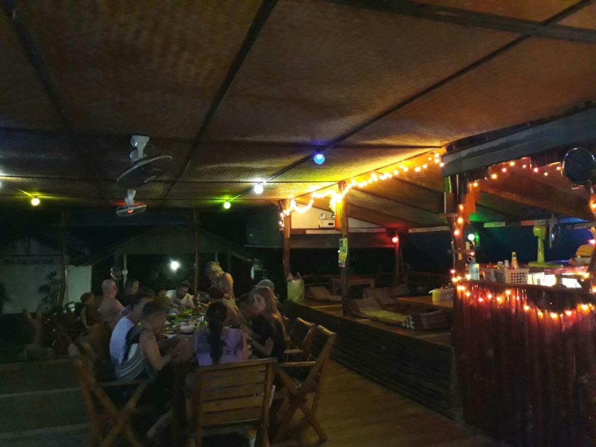 Pinks Bungalow Ban Tai Exterior photo